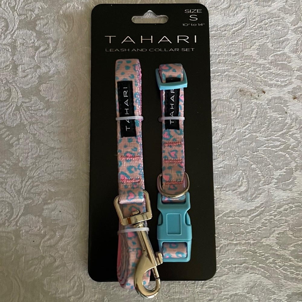 Tahari matching leash and collar set